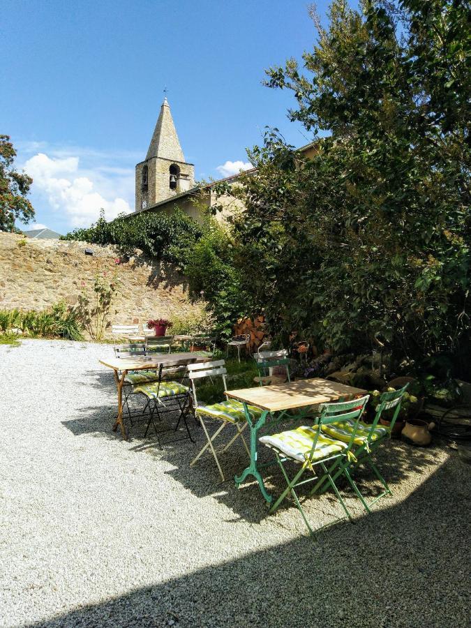 Le Grenier Des Moineaux Bed and Breakfast Font-Romeu-Odeillo-Via Exteriör bild