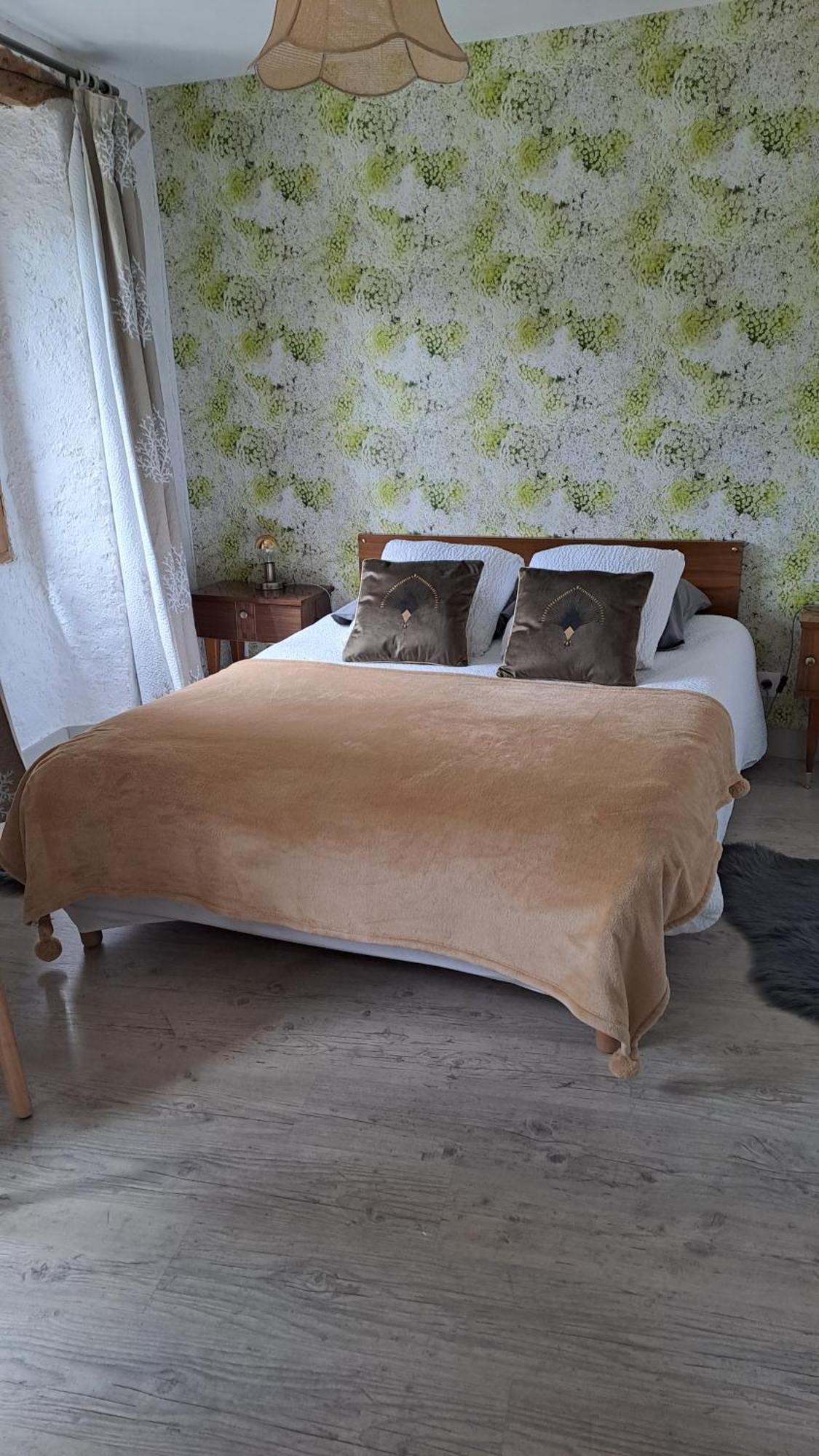 Le Grenier Des Moineaux Bed and Breakfast Font-Romeu-Odeillo-Via Exteriör bild