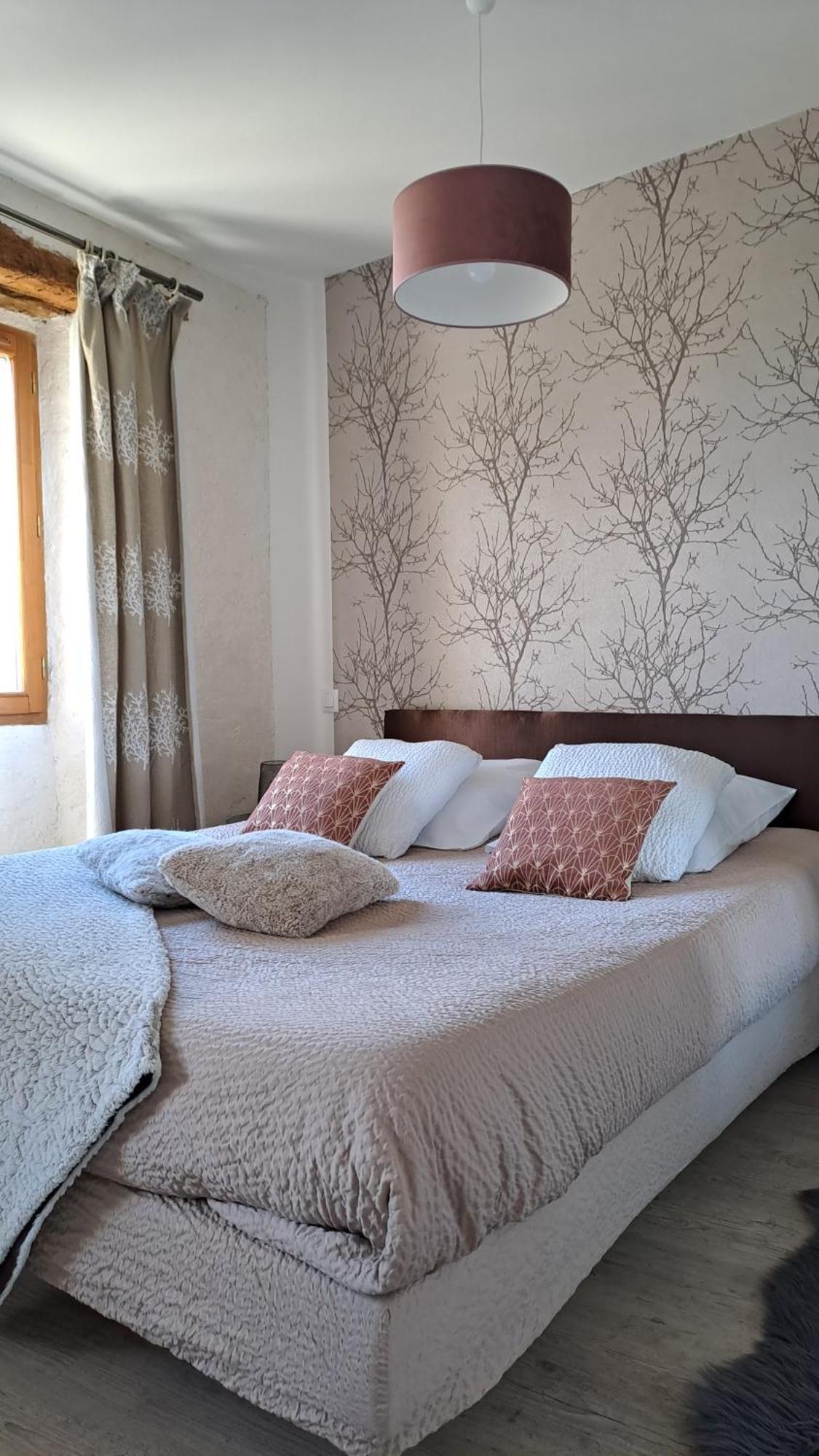 Le Grenier Des Moineaux Bed and Breakfast Font-Romeu-Odeillo-Via Rum bild