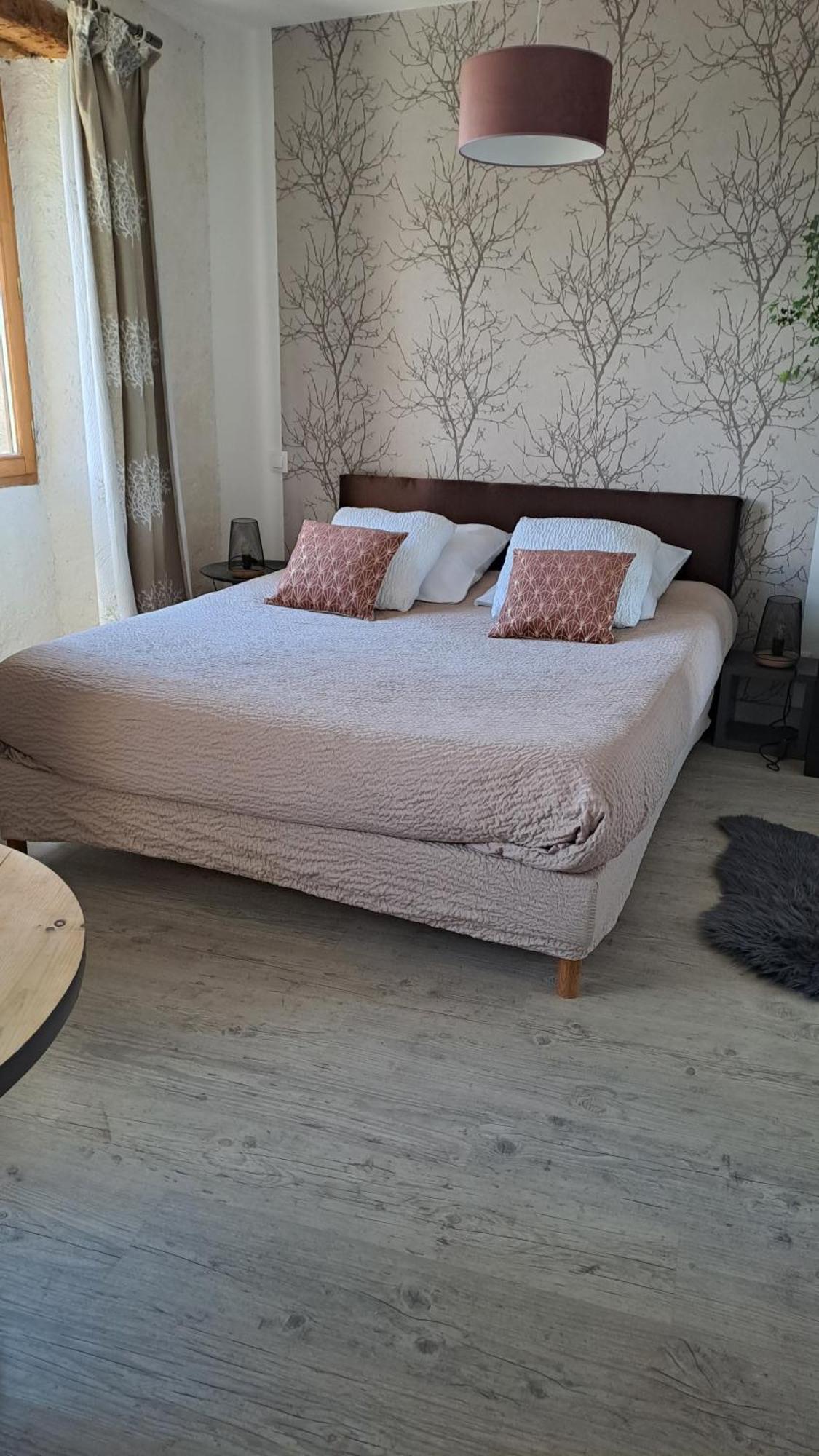 Le Grenier Des Moineaux Bed and Breakfast Font-Romeu-Odeillo-Via Exteriör bild